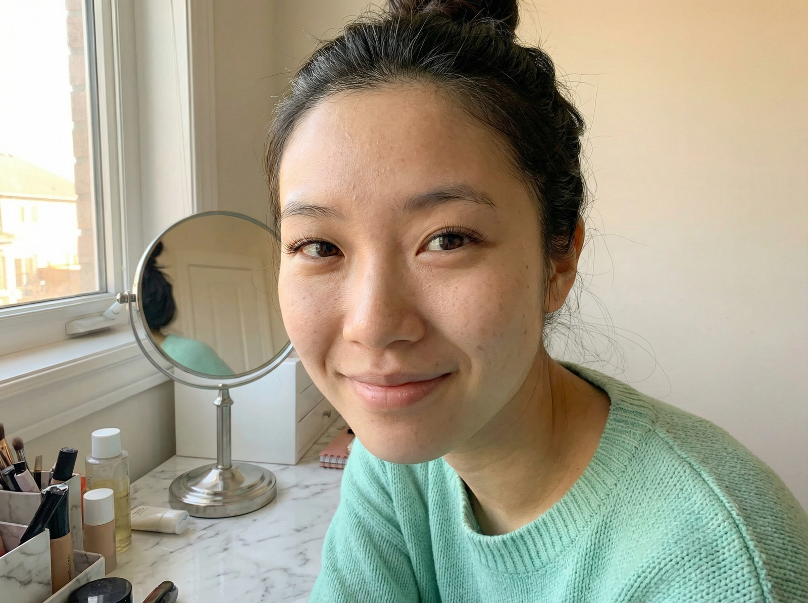 Close up of soft wispy natural DIY cluster lashes